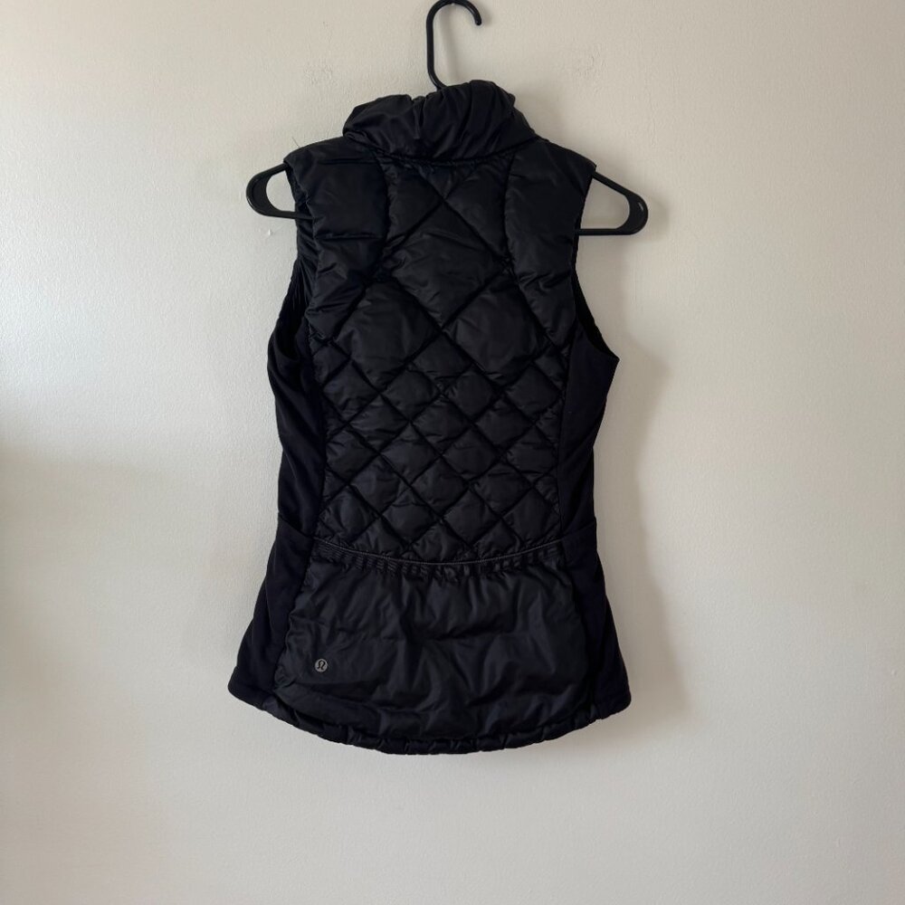 Lululemon Down For A Run Vest - Picture 2 of 10